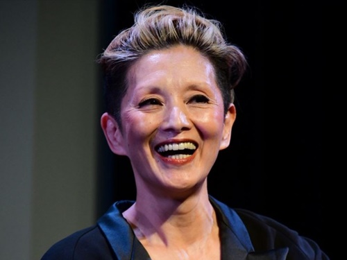 舞台 千と千尋の神隠し 湯婆婆 カオナシ 坊 リン ハクは誰がする キャスト予想まとめ 舞台 千と千尋の神隠し 湯婆婆 カオナシ 坊 リン ハクは誰がする キャスト予想まとめ