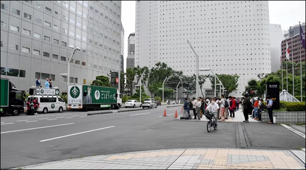 ごぼうの党奥野卓志の演説風景